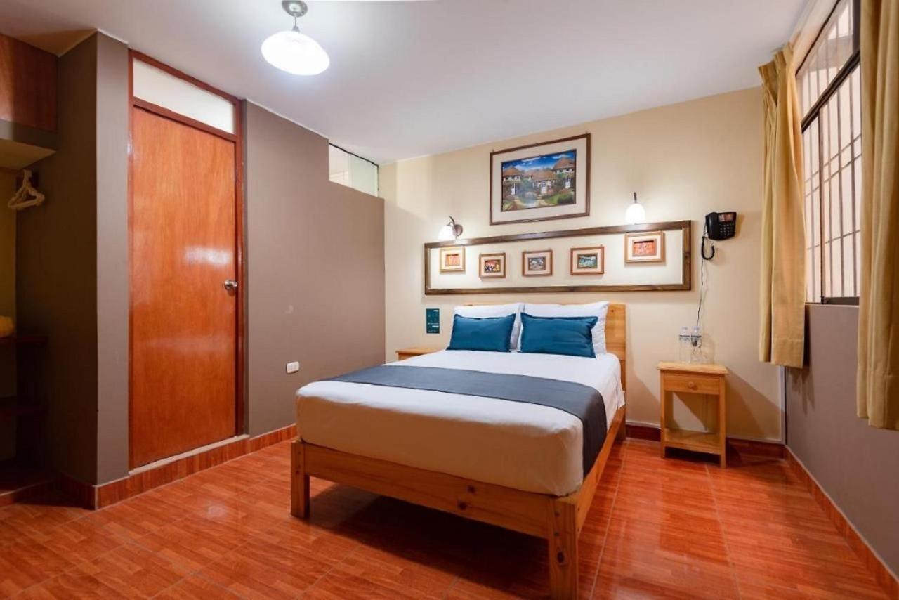 Hotel Savoy Ика Экстерьер фото