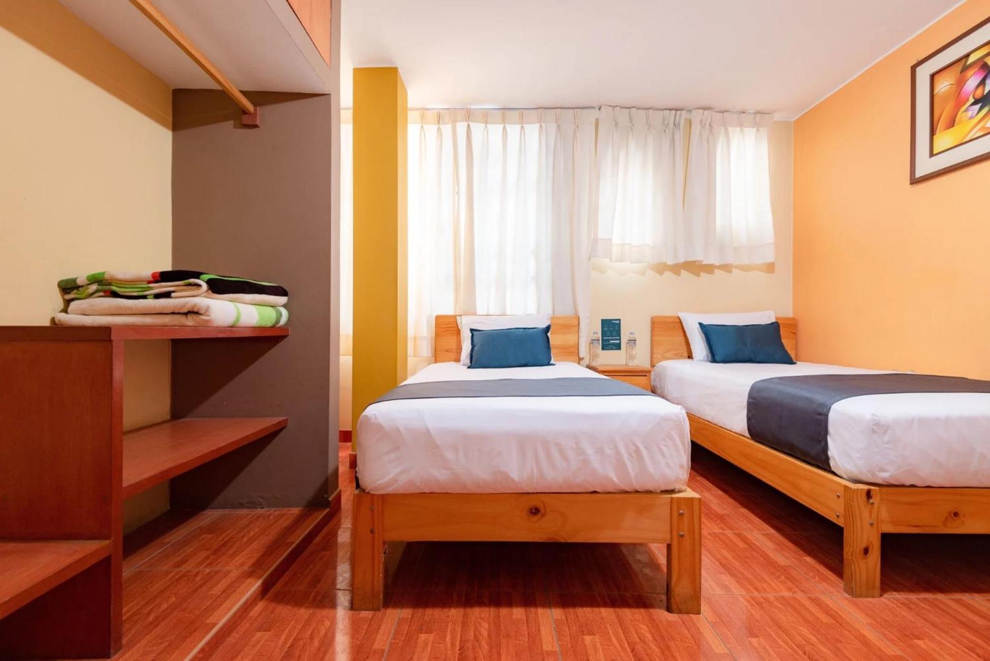 Hotel Savoy Ика Экстерьер фото